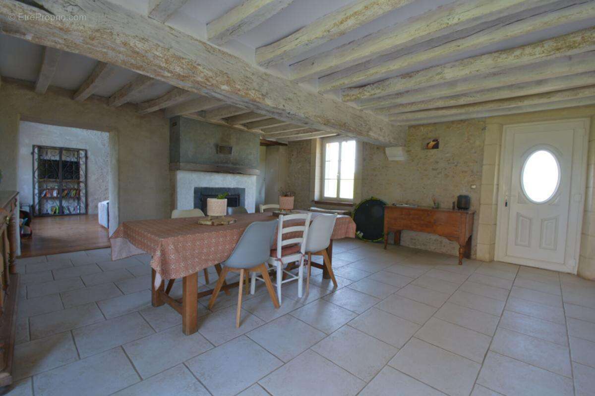Maison Ivoy Le Pre 5 pièce(s) 159.41 m2 - photo 4