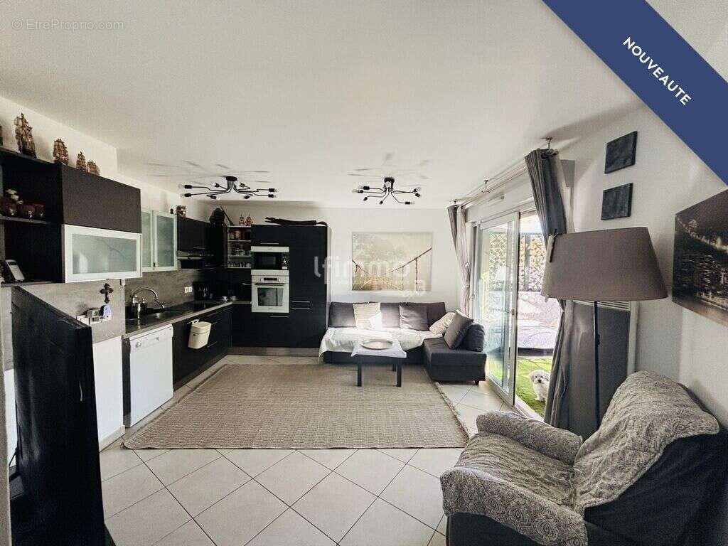 Appartement à VILLENEUVE-LOUBET
