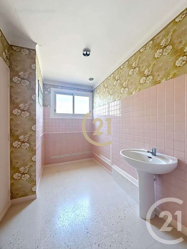 Maison à SAINT-JEAN-DE-VEDAS