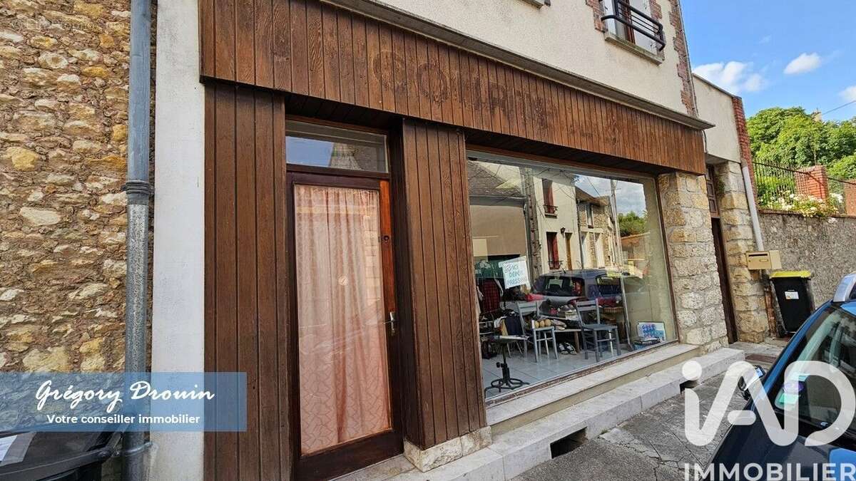 Photo 2 - Commerce à PUISEAUX