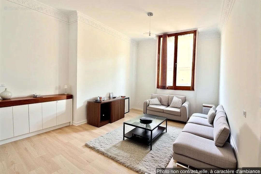 Appartement à MARSEILLE-1E