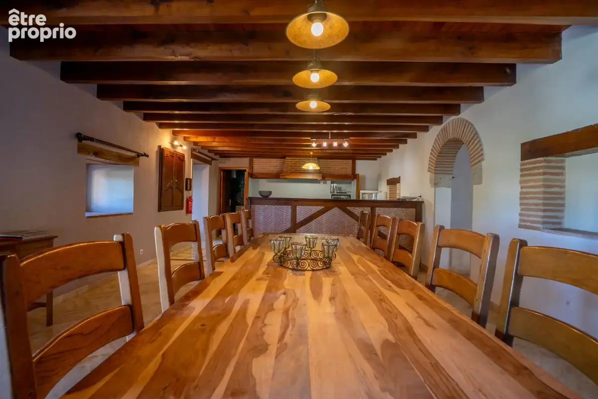 Belle propriété quercynoise avec 2 grandes maisons, piscine et 1 ha terrain - photo 27