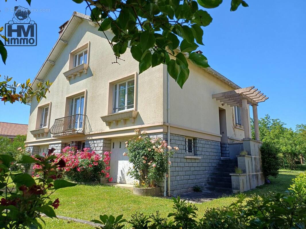 Maison à FEYTIAT