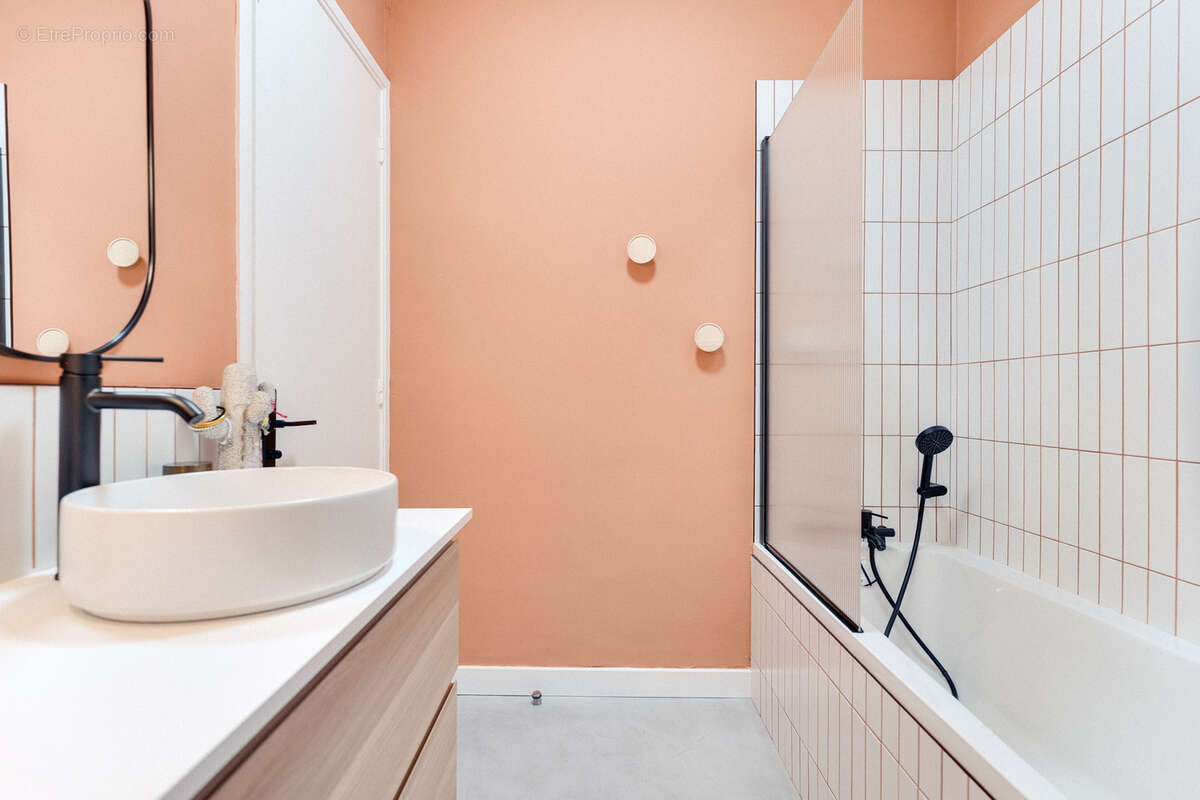 Appartement à MARSEILLE-6E