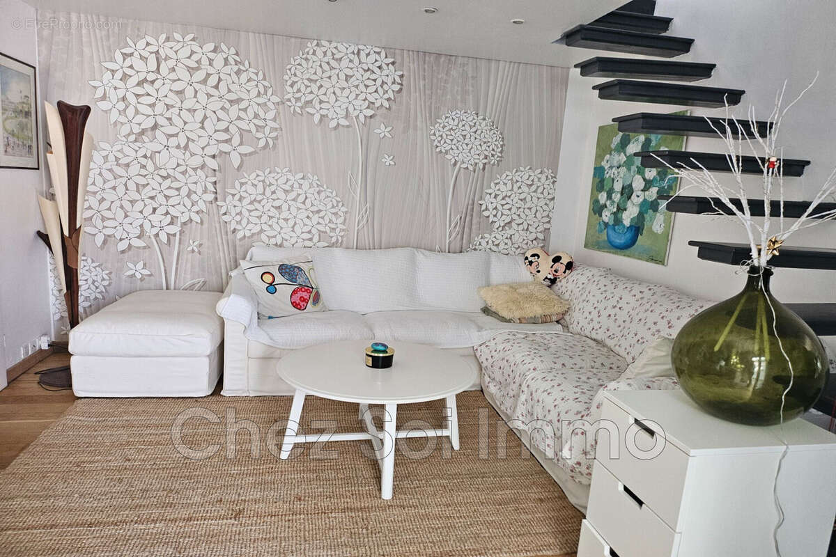 Appartement à CAGNES-SUR-MER