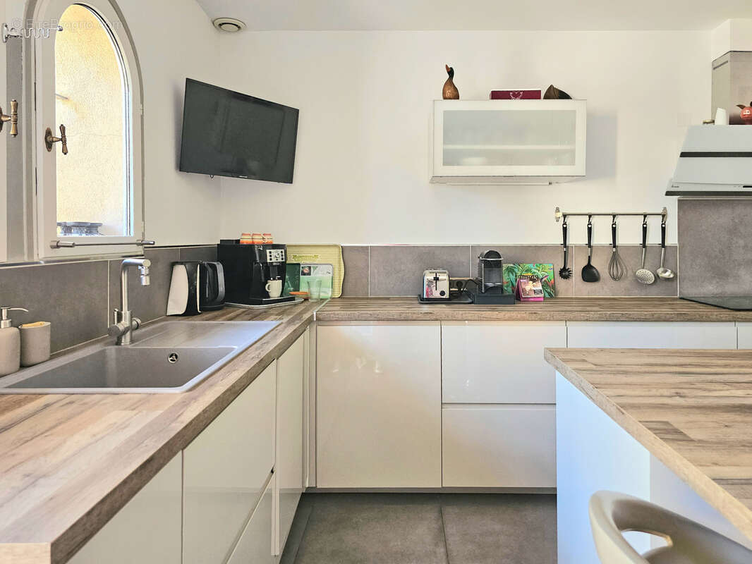 Maison à CARQUEIRANNE