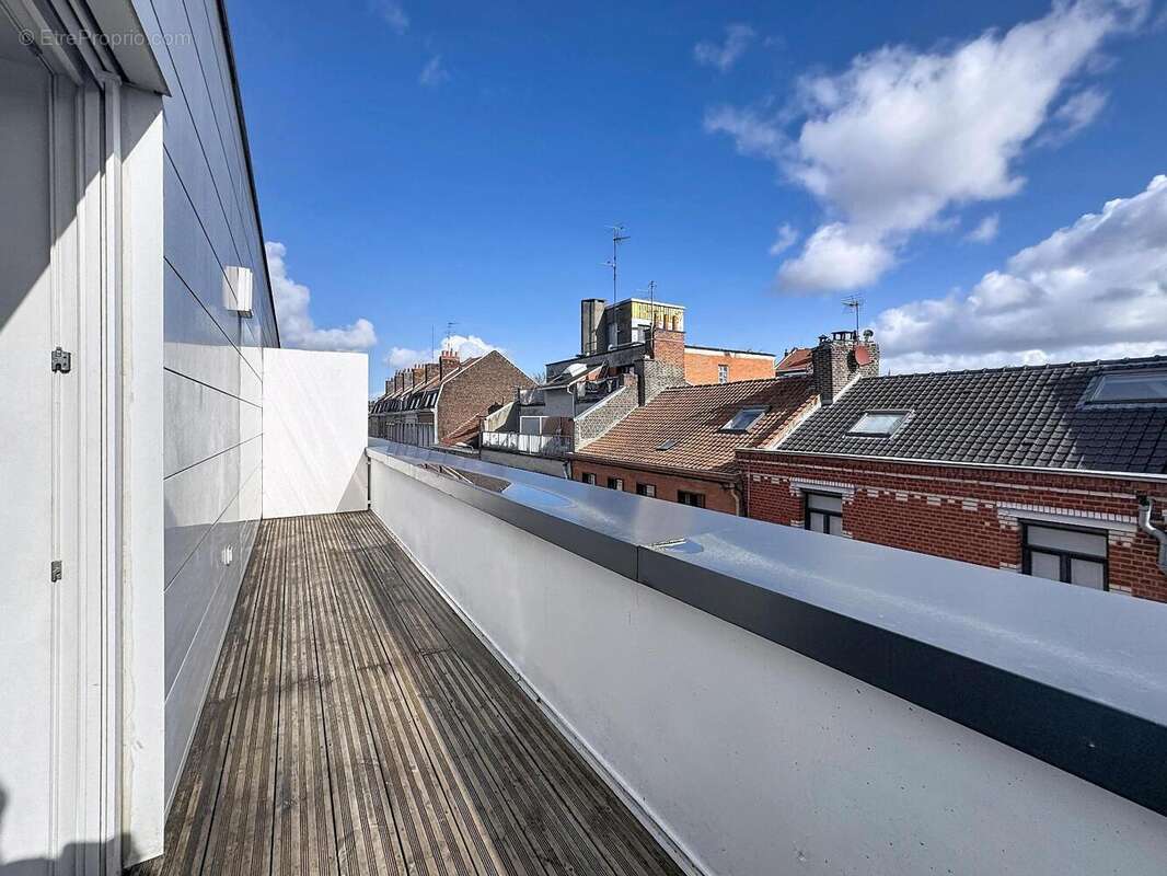   - Appartement à LILLE
