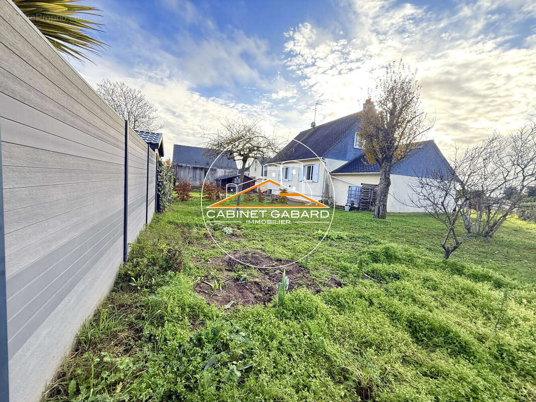 Maison à BRAIN-SUR-L'AUTHION