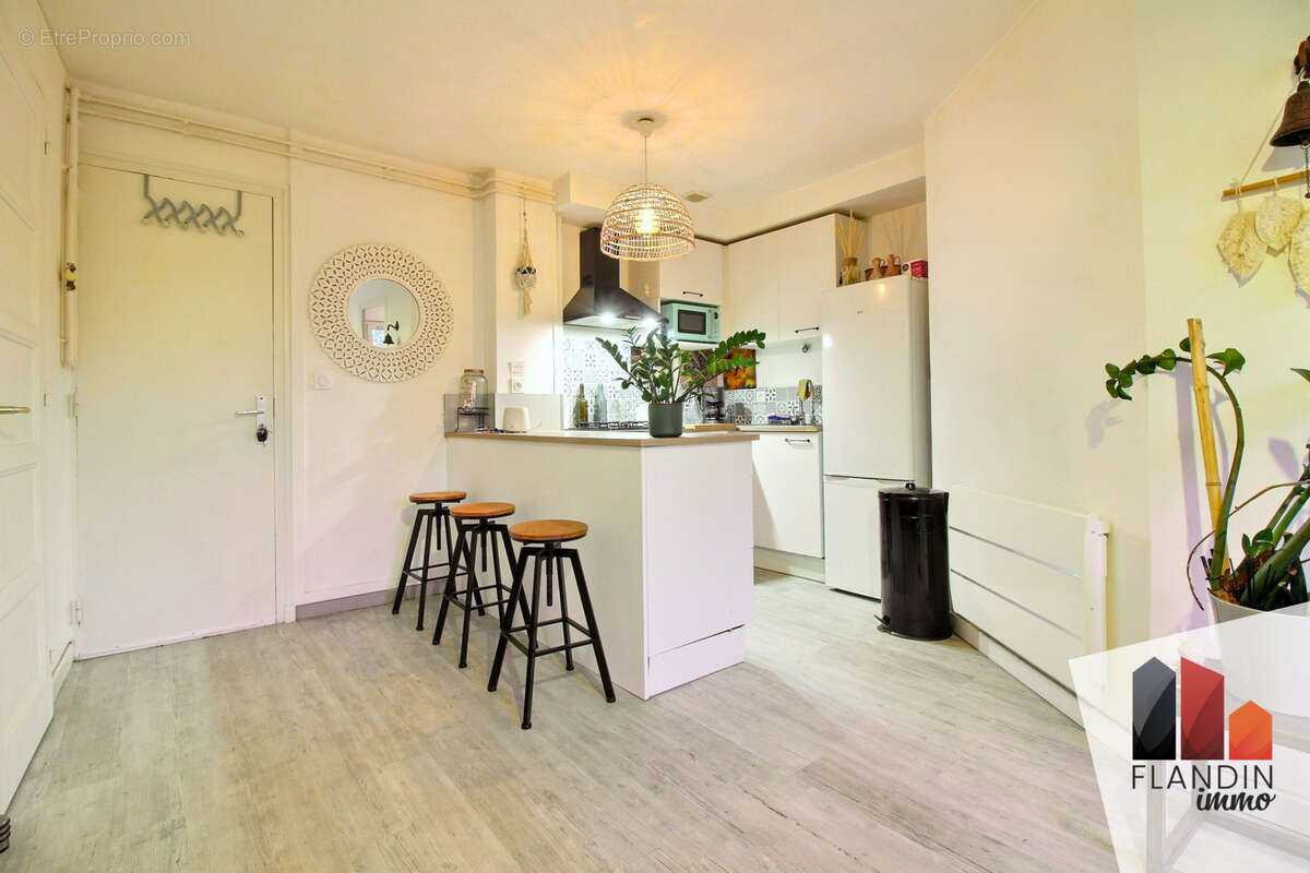 Appartement à CRAPONNE