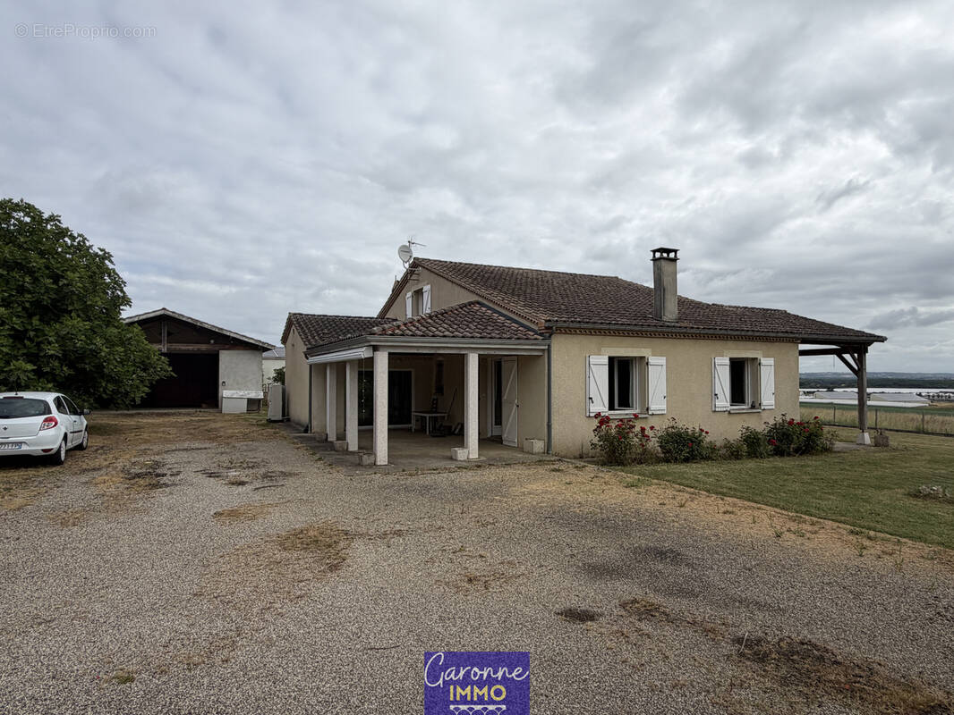 Maison à RAZIMET