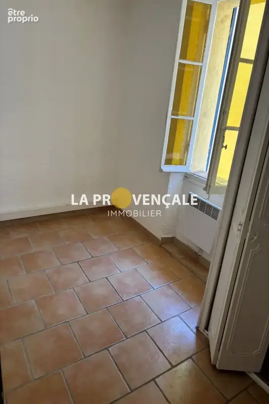 Maison 50 m² à Greasque  - photo 4