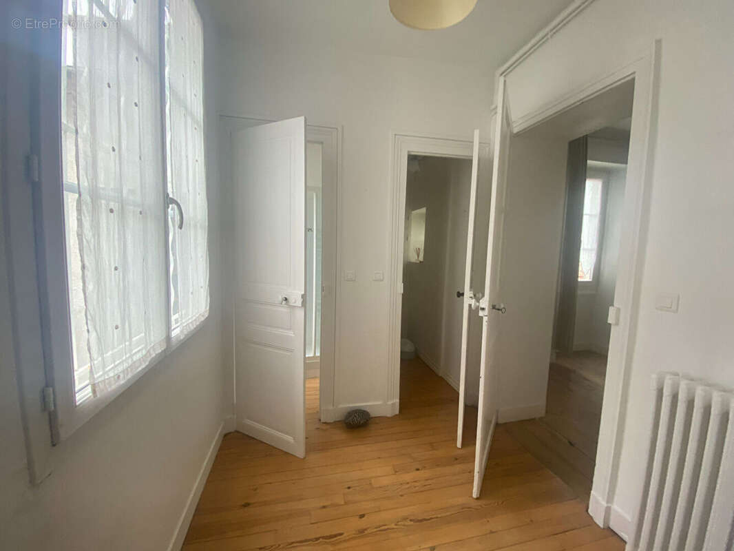 Appartement 129 m² à Pau  - photo 8