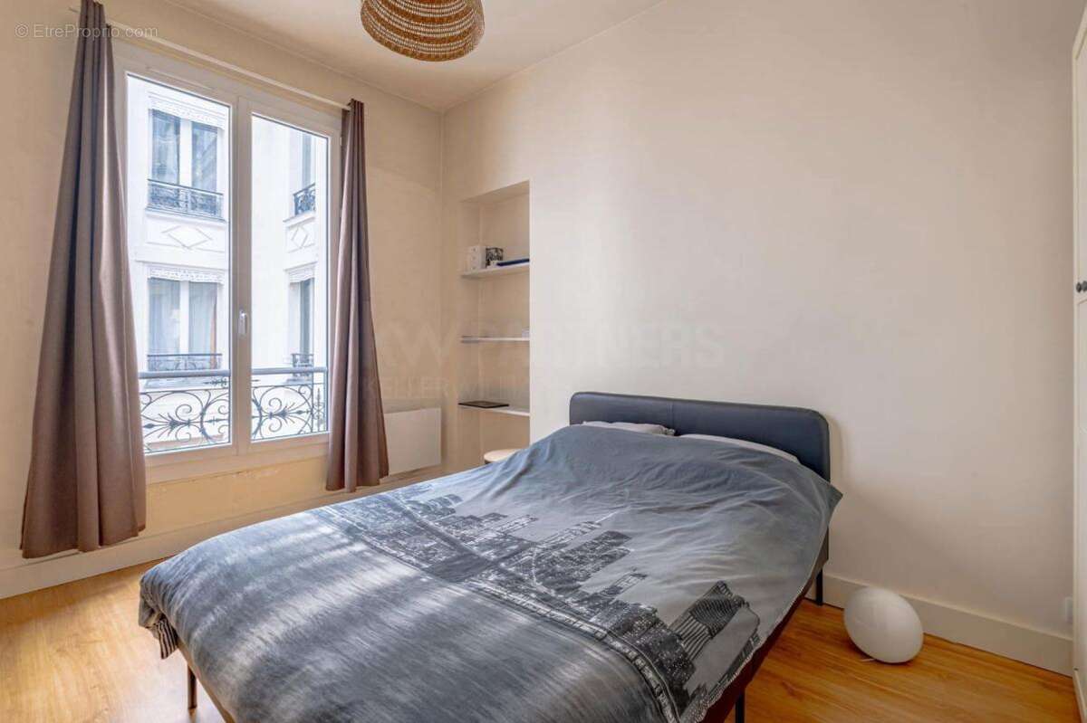 Appartement à PARIS-3E