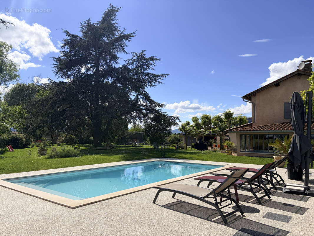 Maison à CORCELLES-EN-BEAUJOLAIS