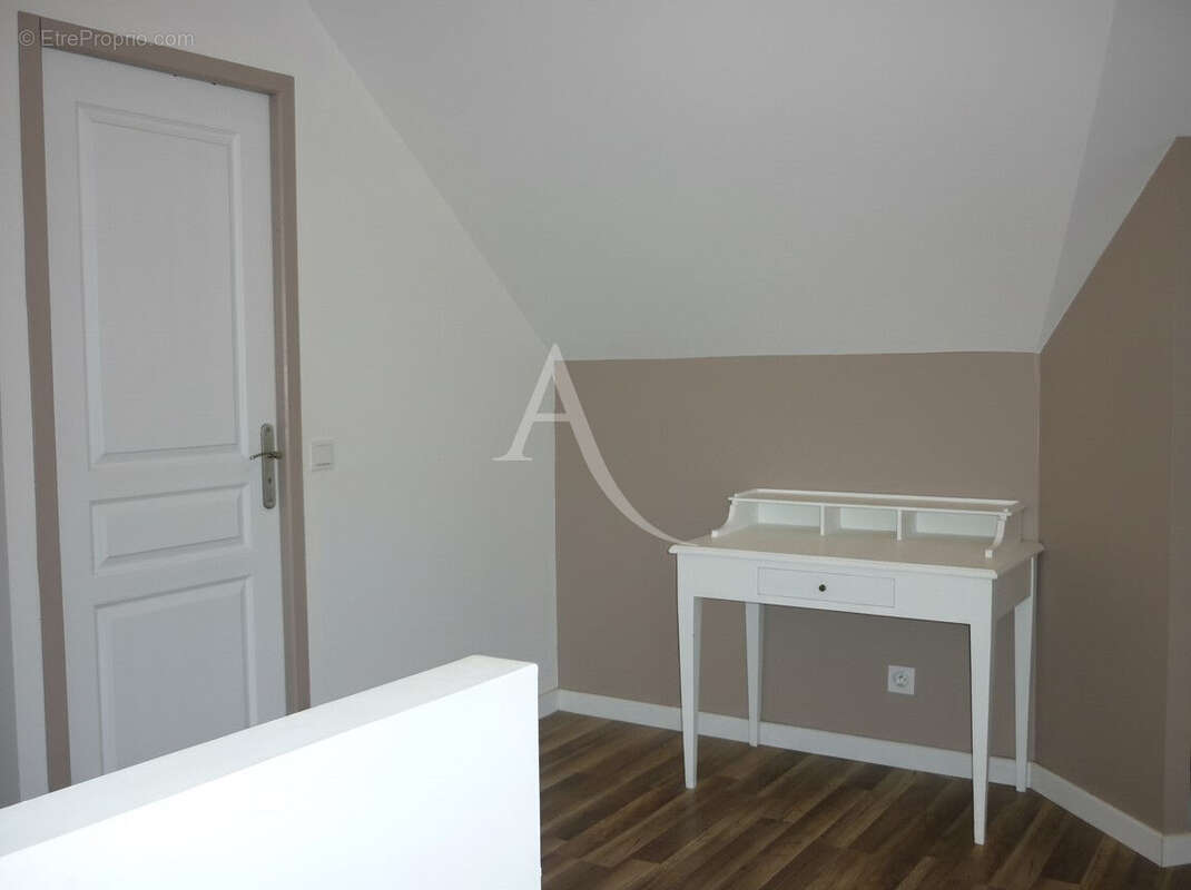 Maison à MENESTREAU-EN-VILLETTE