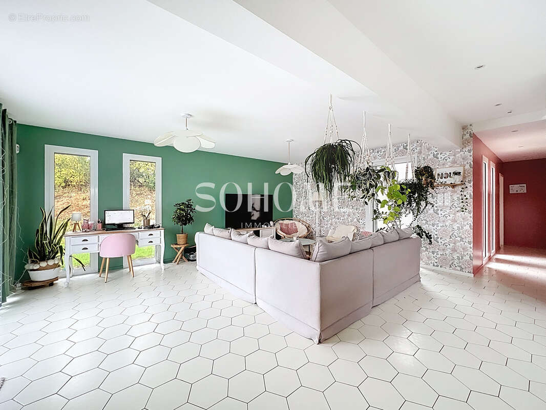 Maison à LES MAZURES