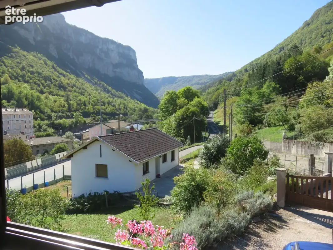 Maison à vendre 5 pièces de 84 m² sur les hauteurs de TENAY (01) sur un terrain de 1516 m² - photo 32