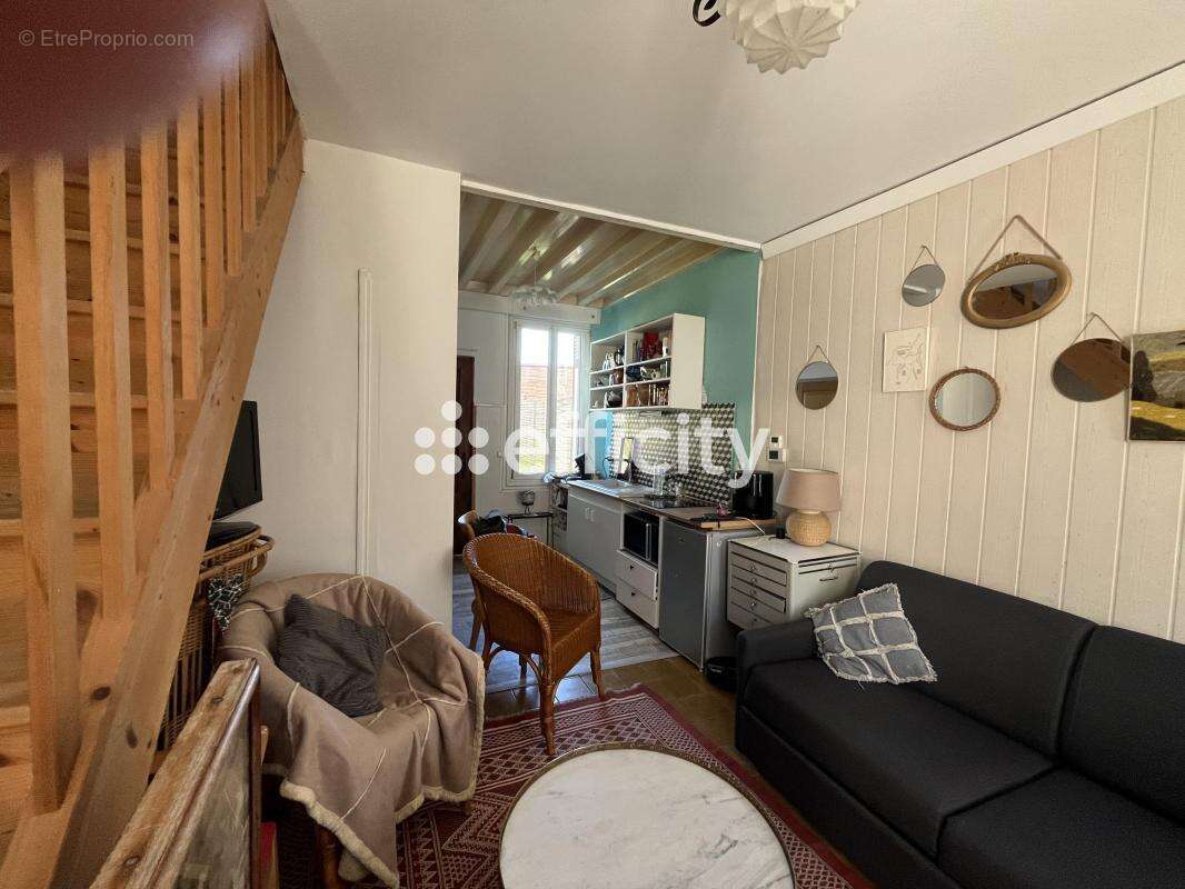 Maison à OUISTREHAM