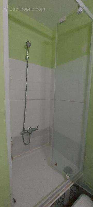 30.gard.nimes. appartement de 38 m² avec balcon dans residence calme et securisee quartier camplanier - photo 7