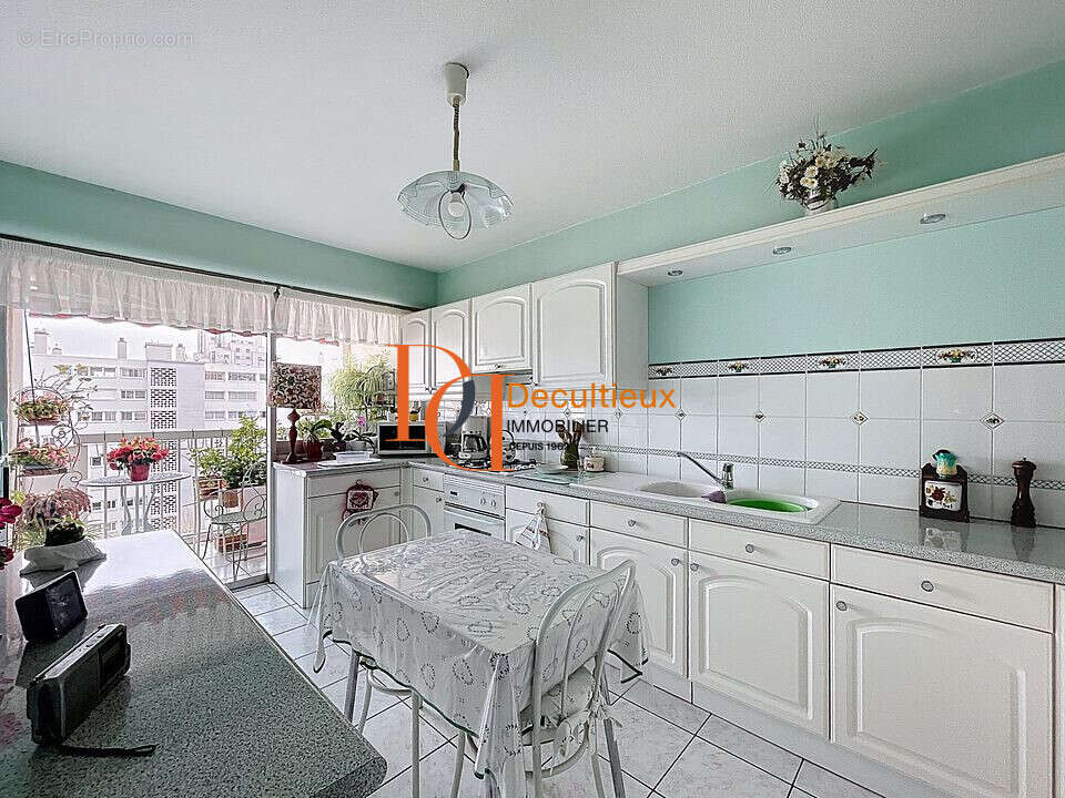 Appartement à VILLEURBANNE