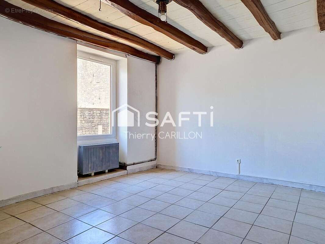 Maison 94 m² à Pamproux  - photo 4
