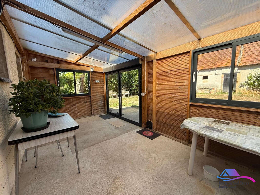 Vérranda - Maison à VESDUN