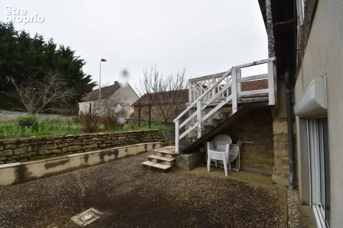 Maison familiale de 9 pièces, 187m² à  MAILLET (36) - photo 12