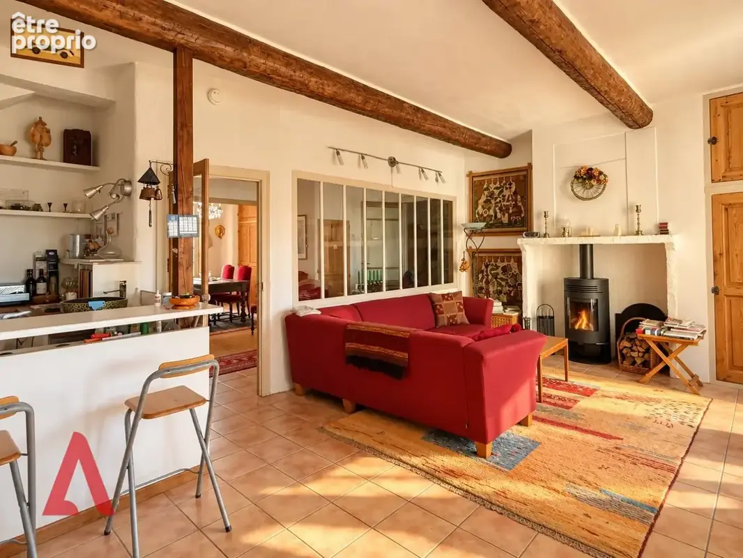Charmante maison prête à vivre avec trois terrasses et une vue panoramique sur les Pyrénées ! - photo 4