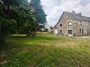 Maison à PLOUASNE