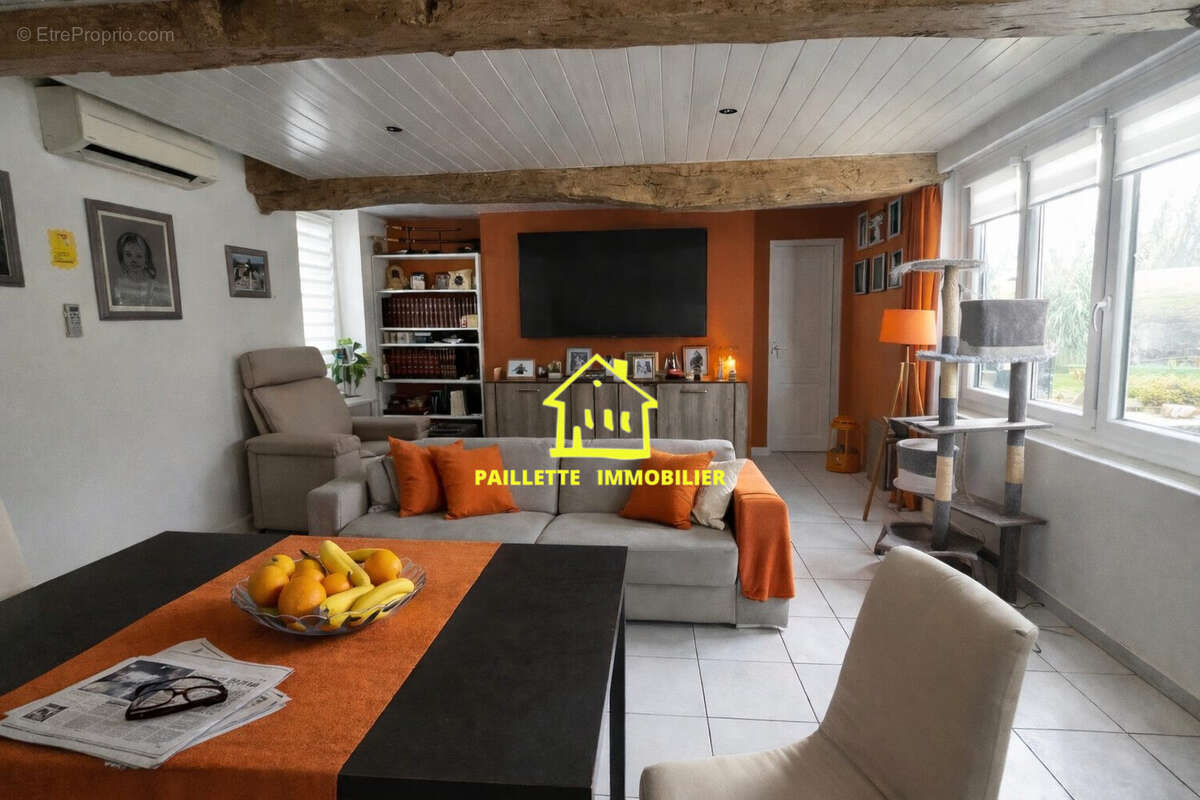 Maison 110 m² à Gonneville-La-Mallet  - photo 2