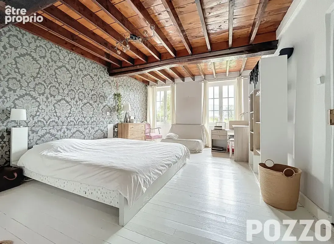 A vendre. campeaux. maison de pays renovee. 4800m² de terrain. - photo 10