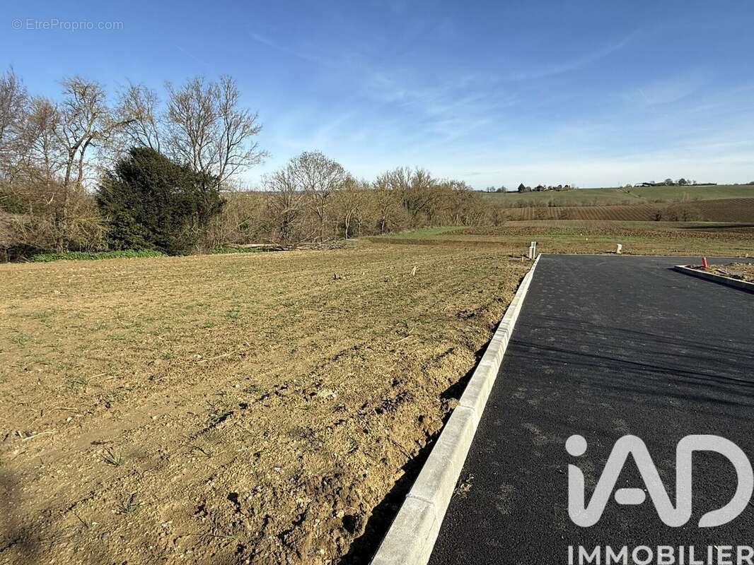 Photo 2 - Terrain à ENCAUSSE