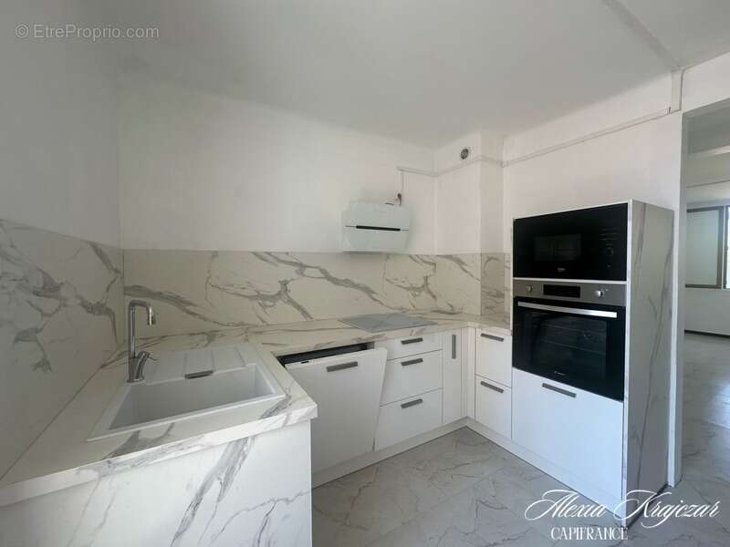 A VENDRE - Appartement T3 en résidence - 54m², 2 chambres - Loggia - Place de parking privative - Cave - BEZIERS, quartier le Ca - photo 3