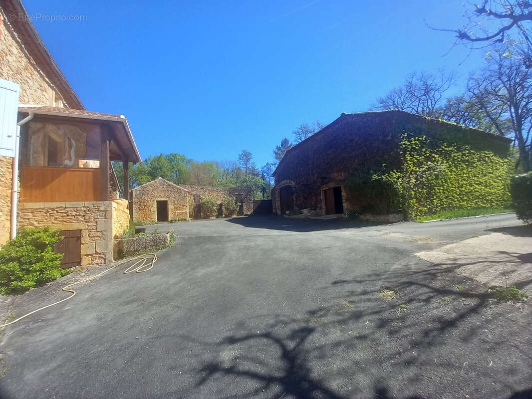 Maison à SAUVETERRE-LA-LEMANCE