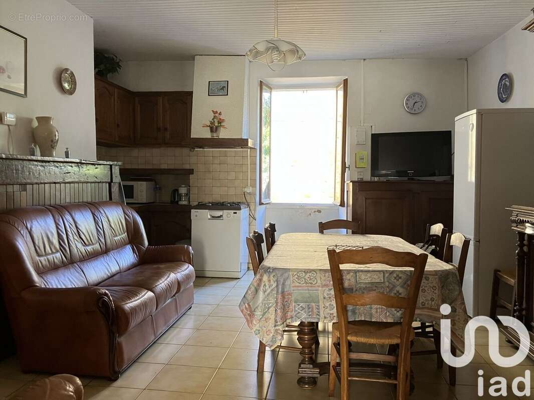 Photo 2 - Maison à SALLES-DE-BELVES