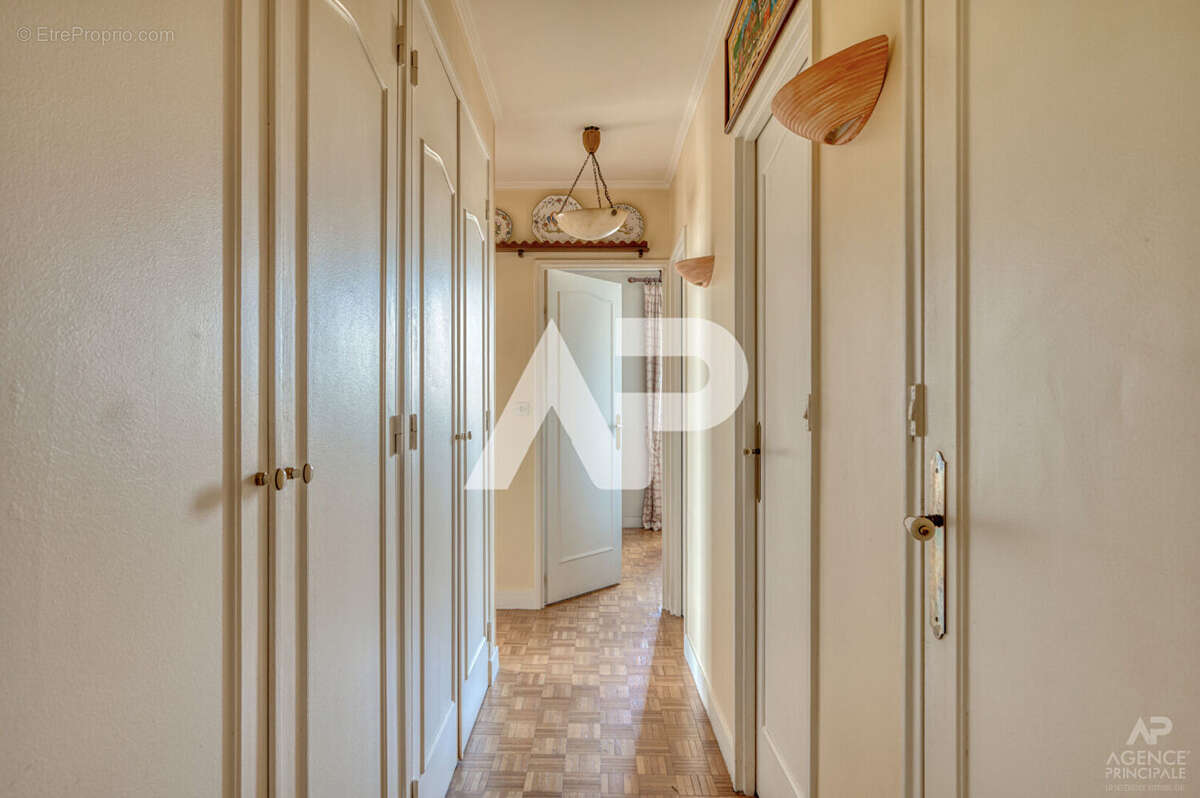 Appartement à RUEIL-MALMAISON