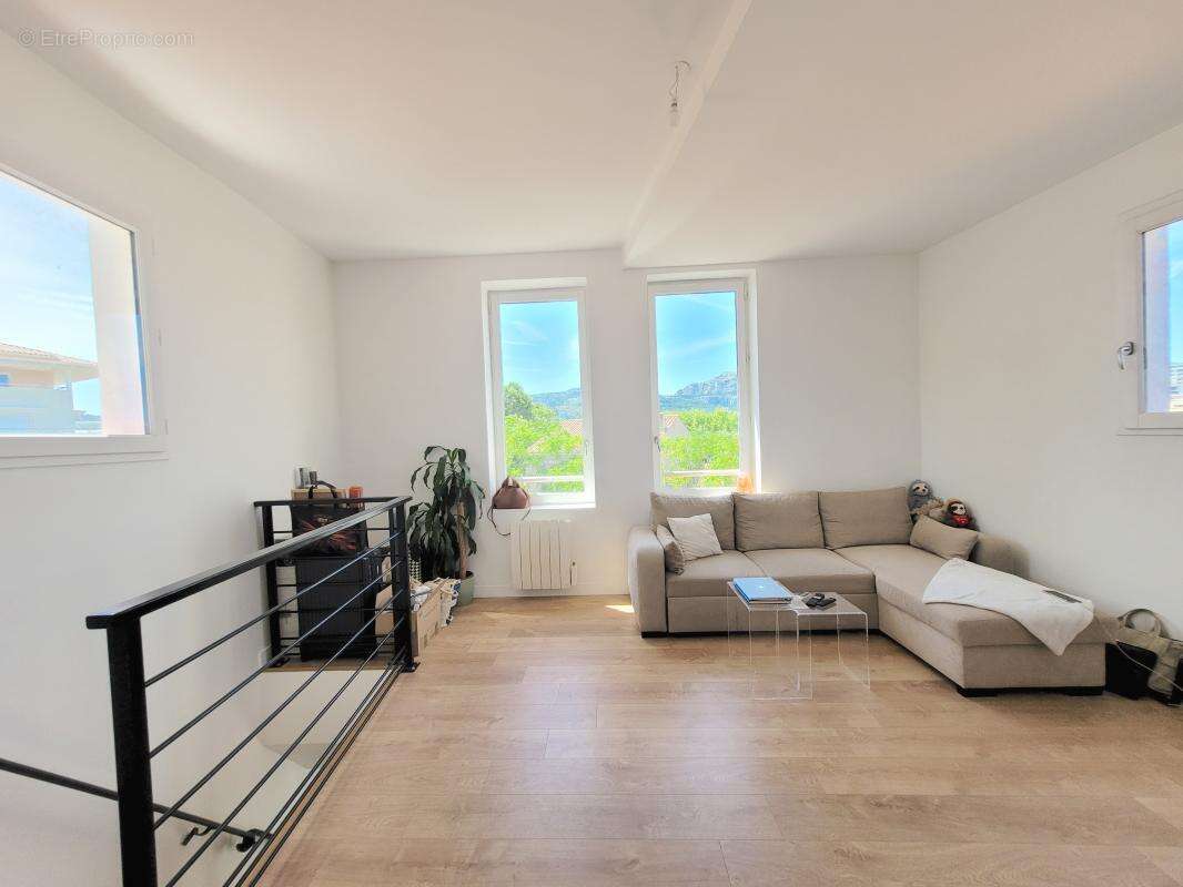 Appartement à MARSEILLE-8E