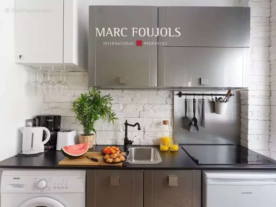 Appartement à PARIS-7E