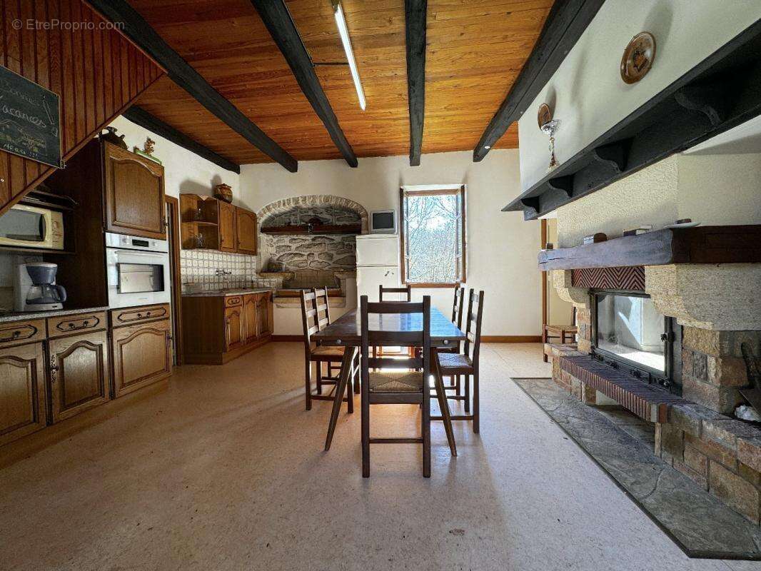 Maison à BOUZIES