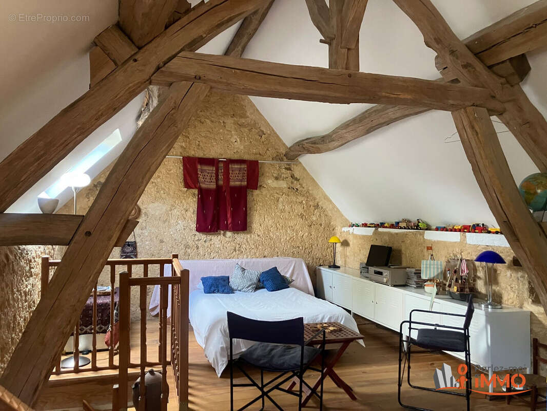 Maison 80 m² à Moutiers-En-Puisaye  - photo 5