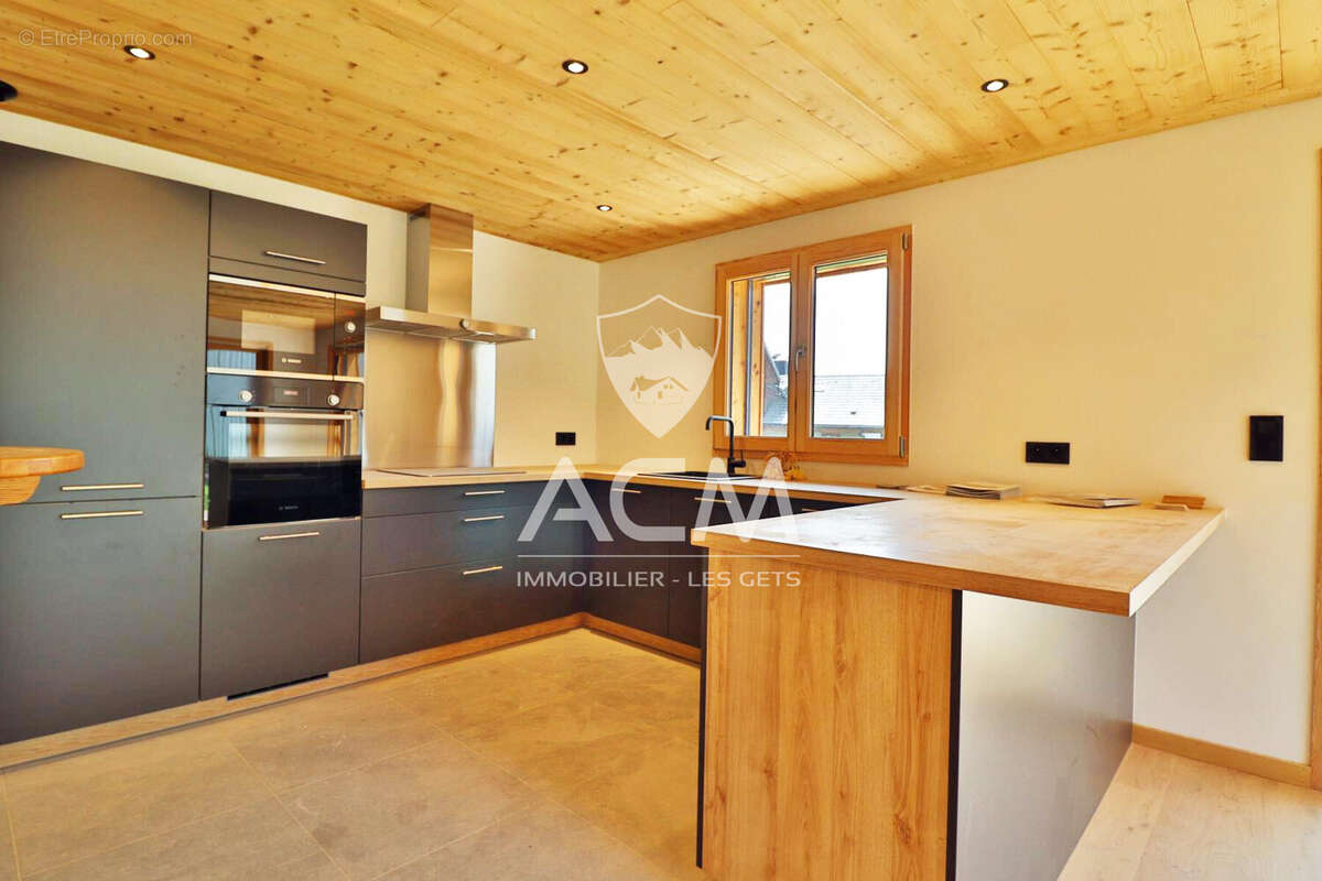 Appartement à TANINGES