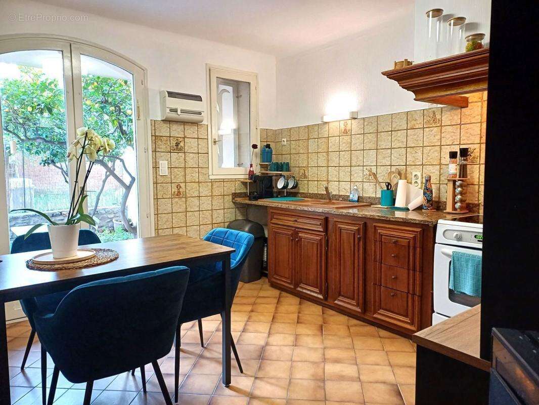 Maison à SAINT-GENIS-DES-FONTAINES