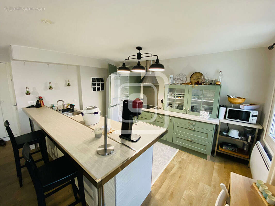 Appartement, reims - hyper centre ville, type 2, 73m² - photo 4