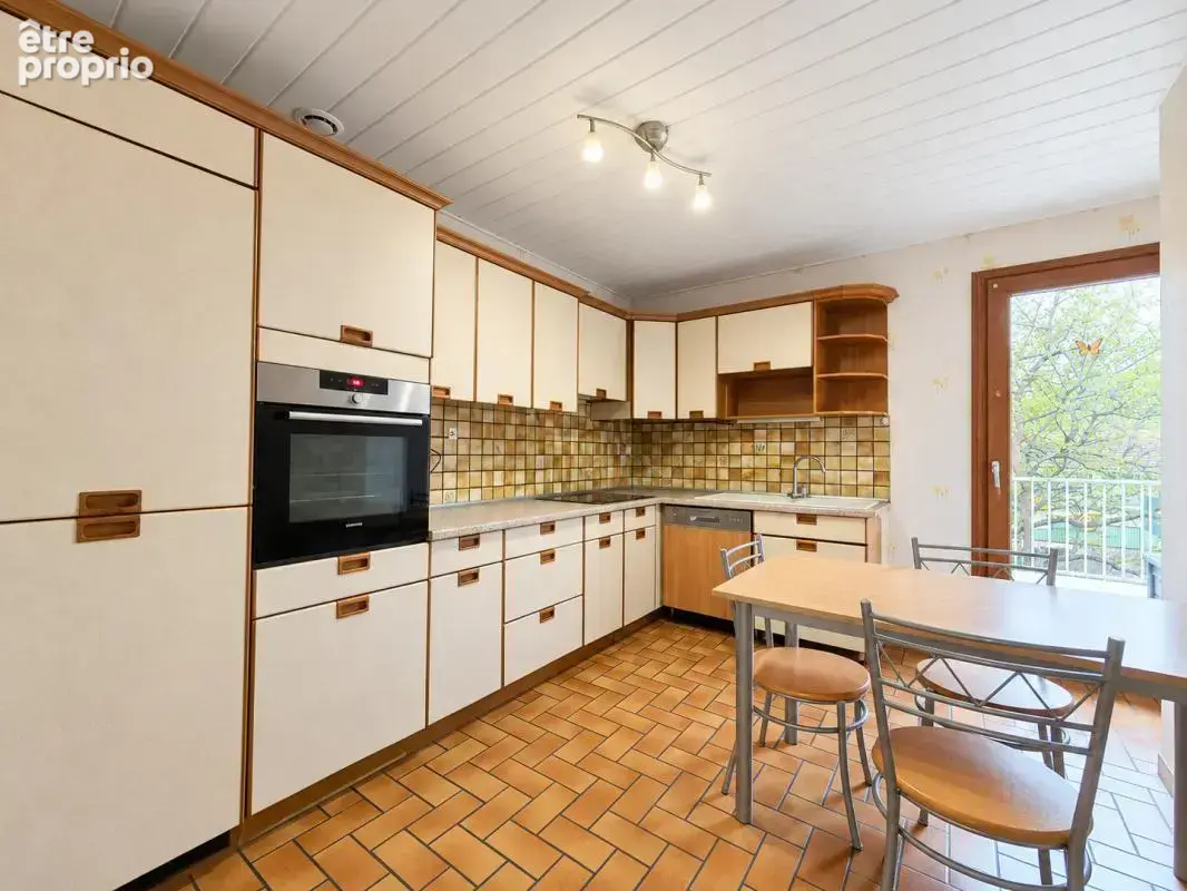 Maison 92 m² – 3 chambres – Garage 3 voitures – Jardin - photo 3