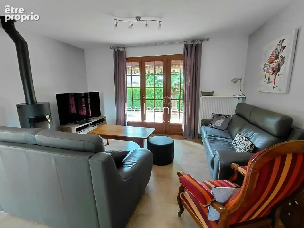 Maison 6 pièces 126 m² à vendre à Roncherolles-Sur-Le-Vivier (76160) - photo 2