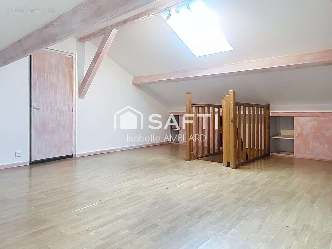 Photo 8 - Maison à PERONNAS