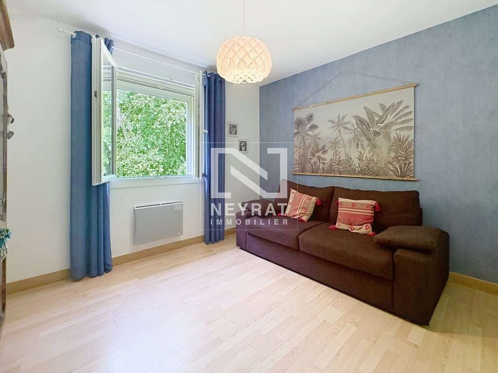 Maison à CURGY