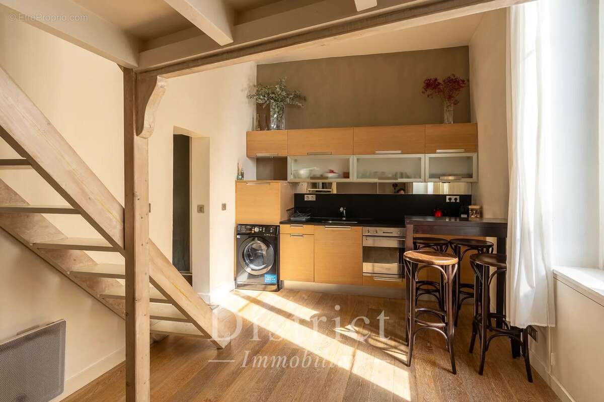 Appartement à PARIS-4E