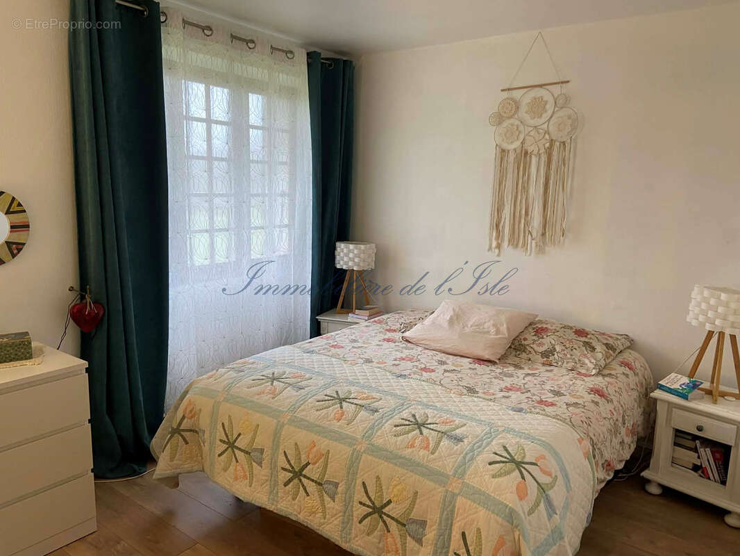 Maison à COULAURES