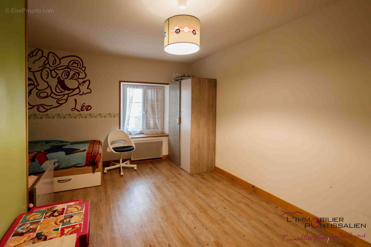 Appartement à JOUGNE